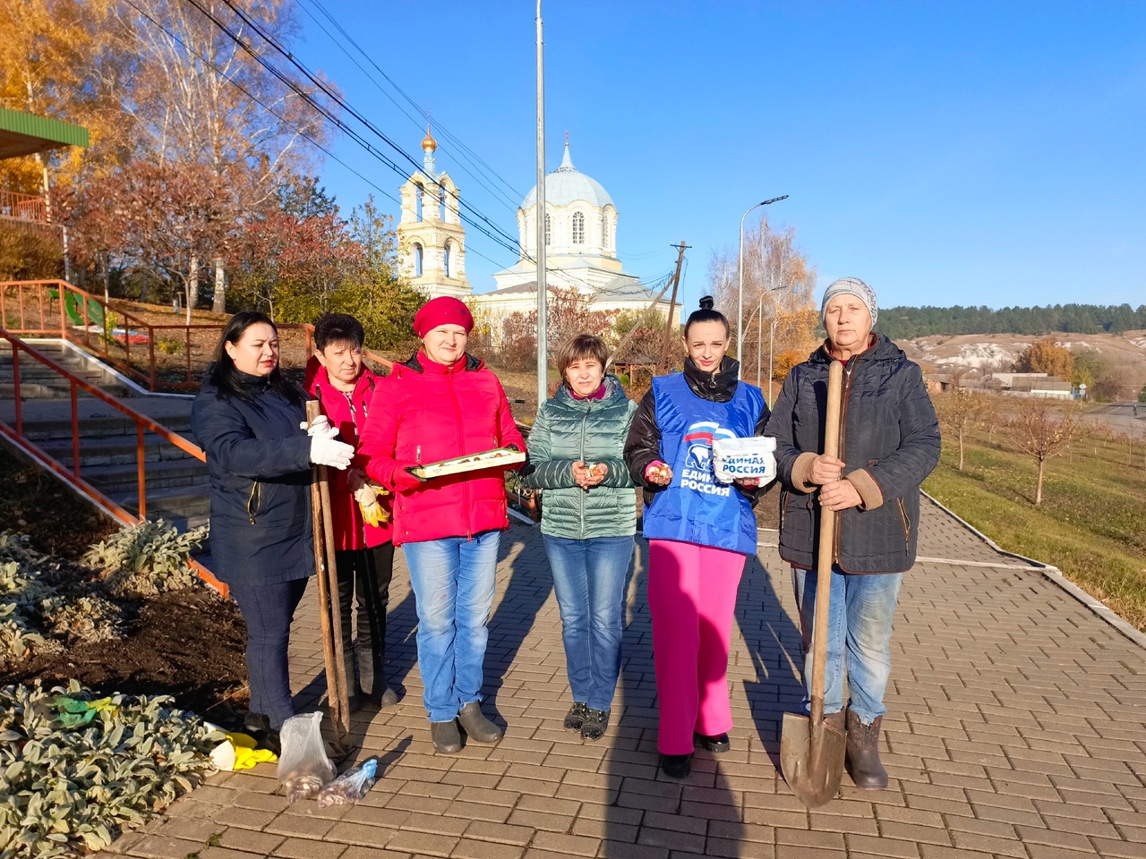 Общерайонный День посадки тюльпанов..